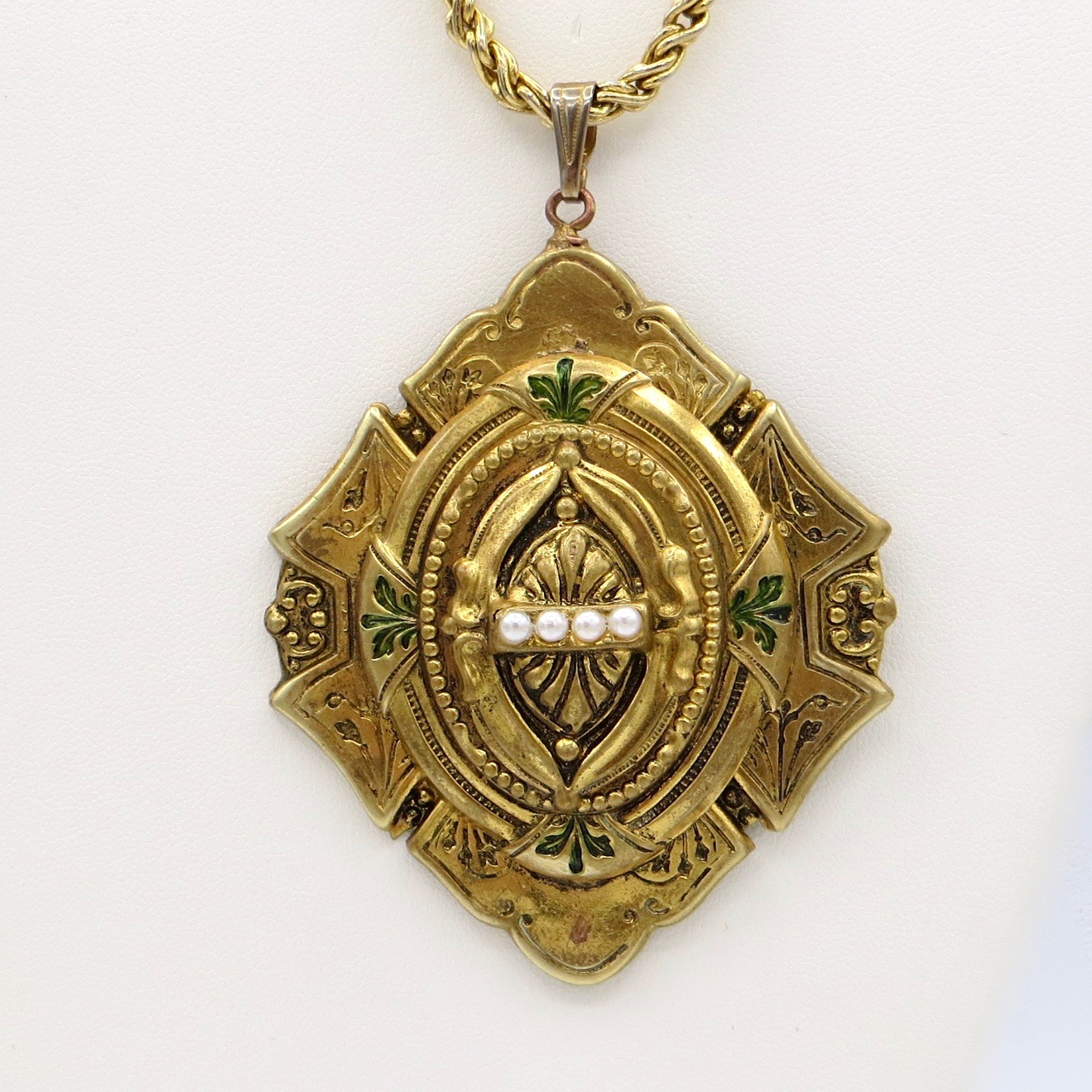 1920s Pendant