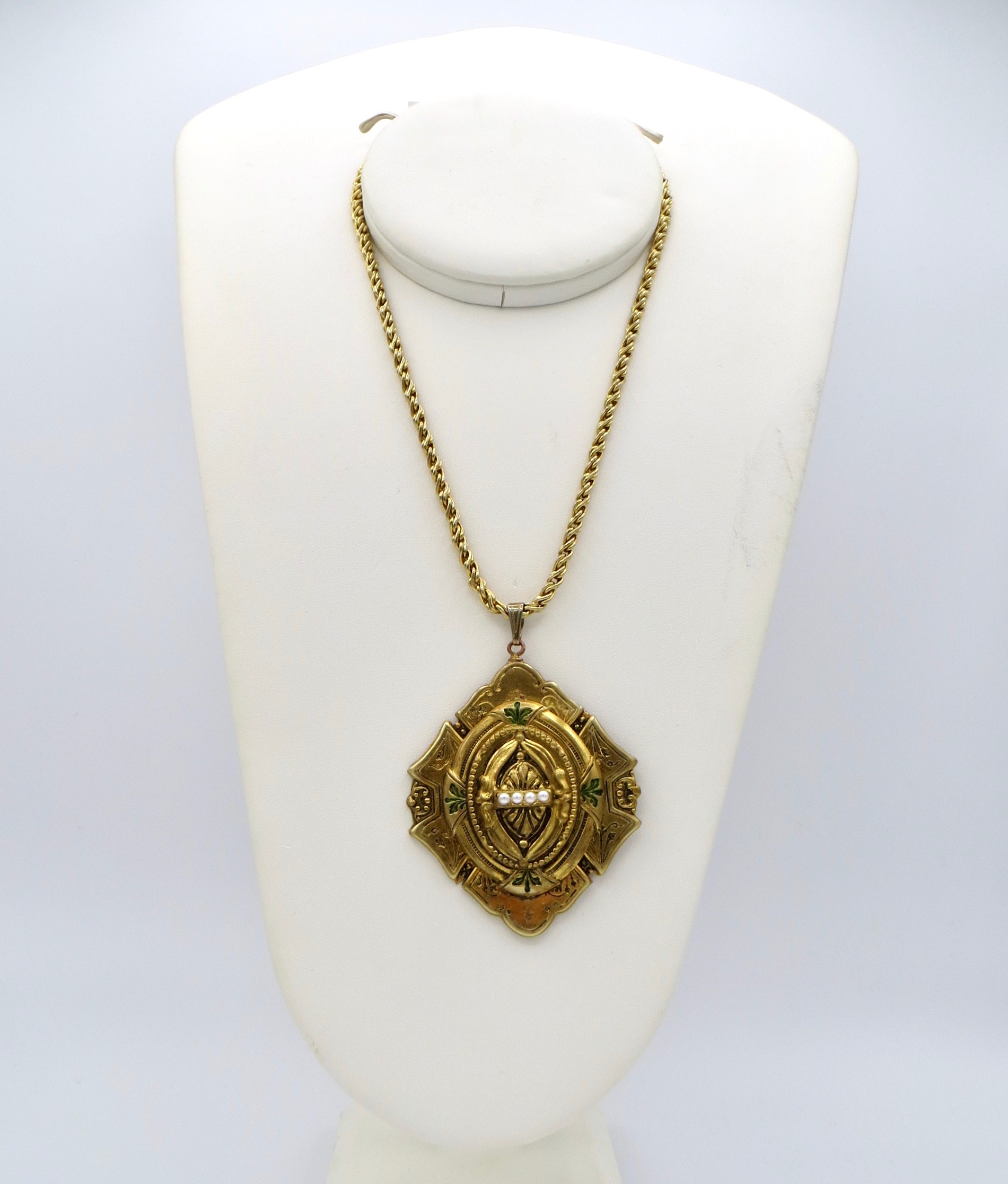 1920s Pendant