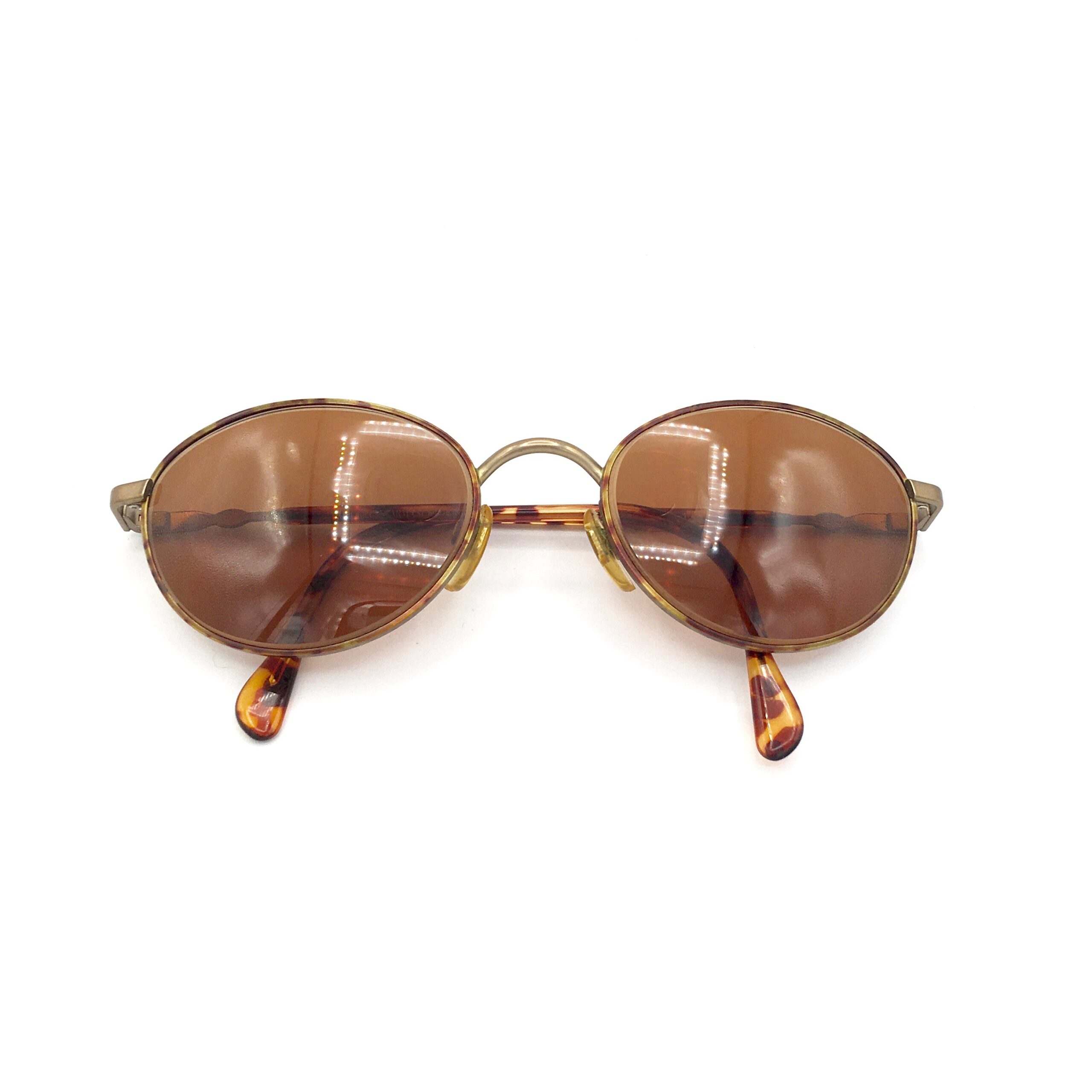 Total 56+ imagen vintage giorgio armani sunglasses - Abzlocal.mx