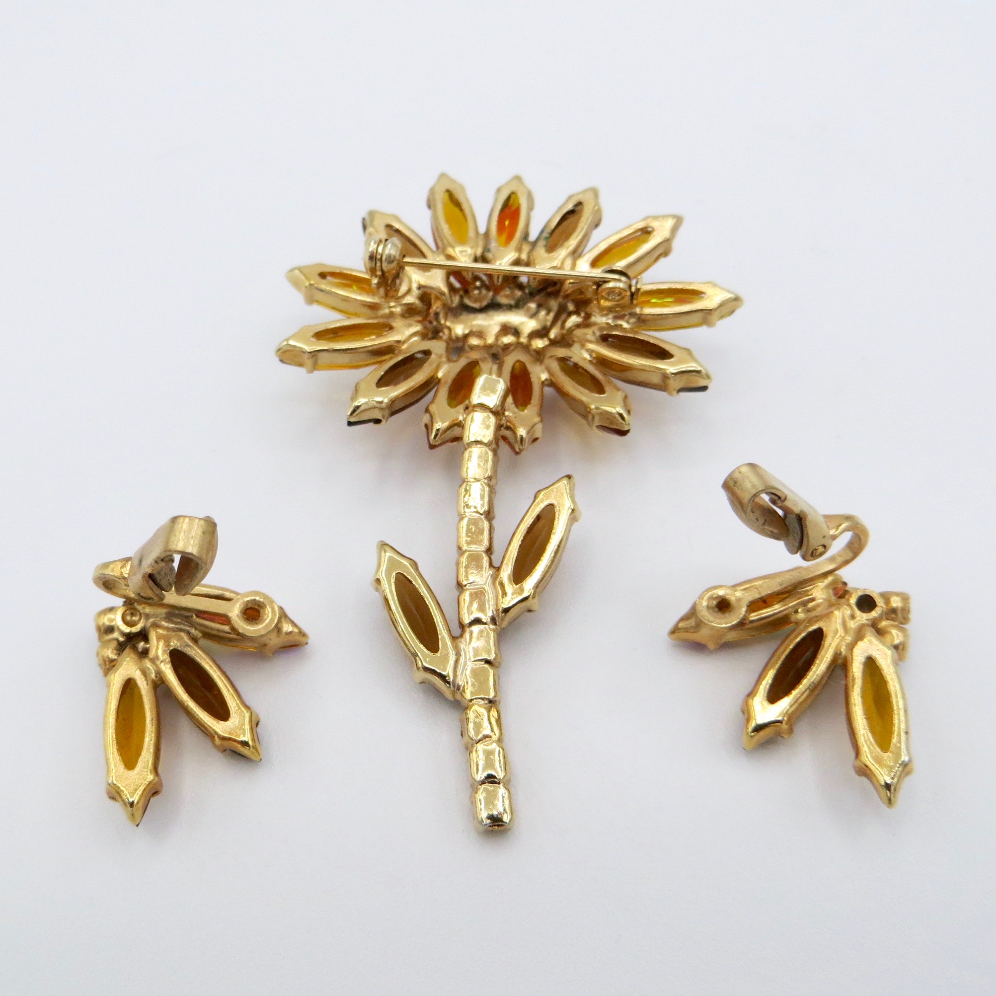 Sunflower Brooch & Clip-On Earrings