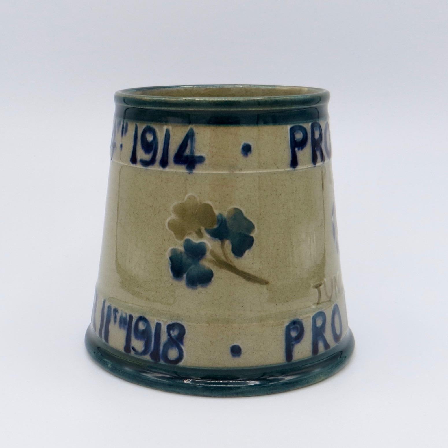 Rare Moorcroft First World War Commemorative Mug