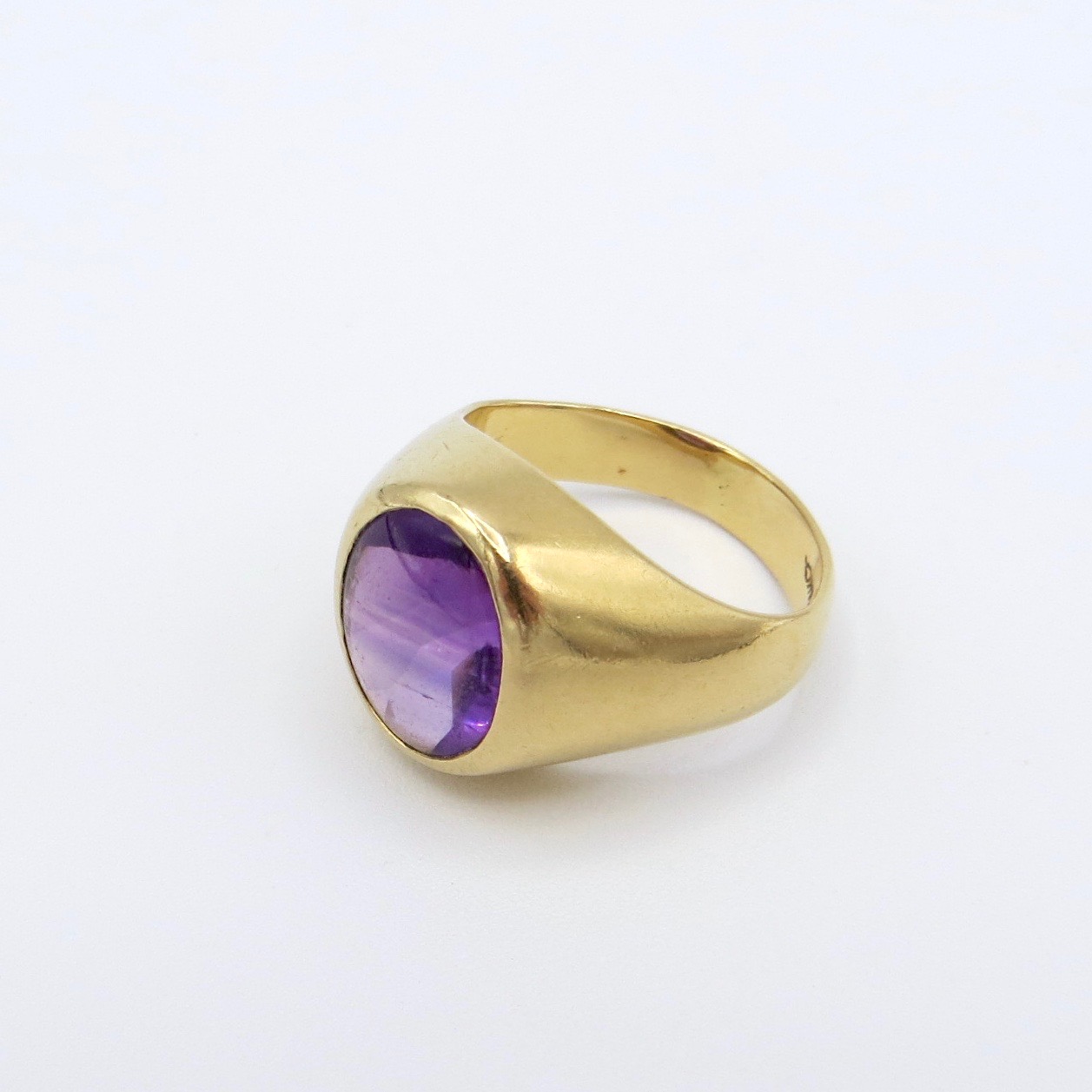 14kt Gold & Amethyst Ring – Antiques On Queen