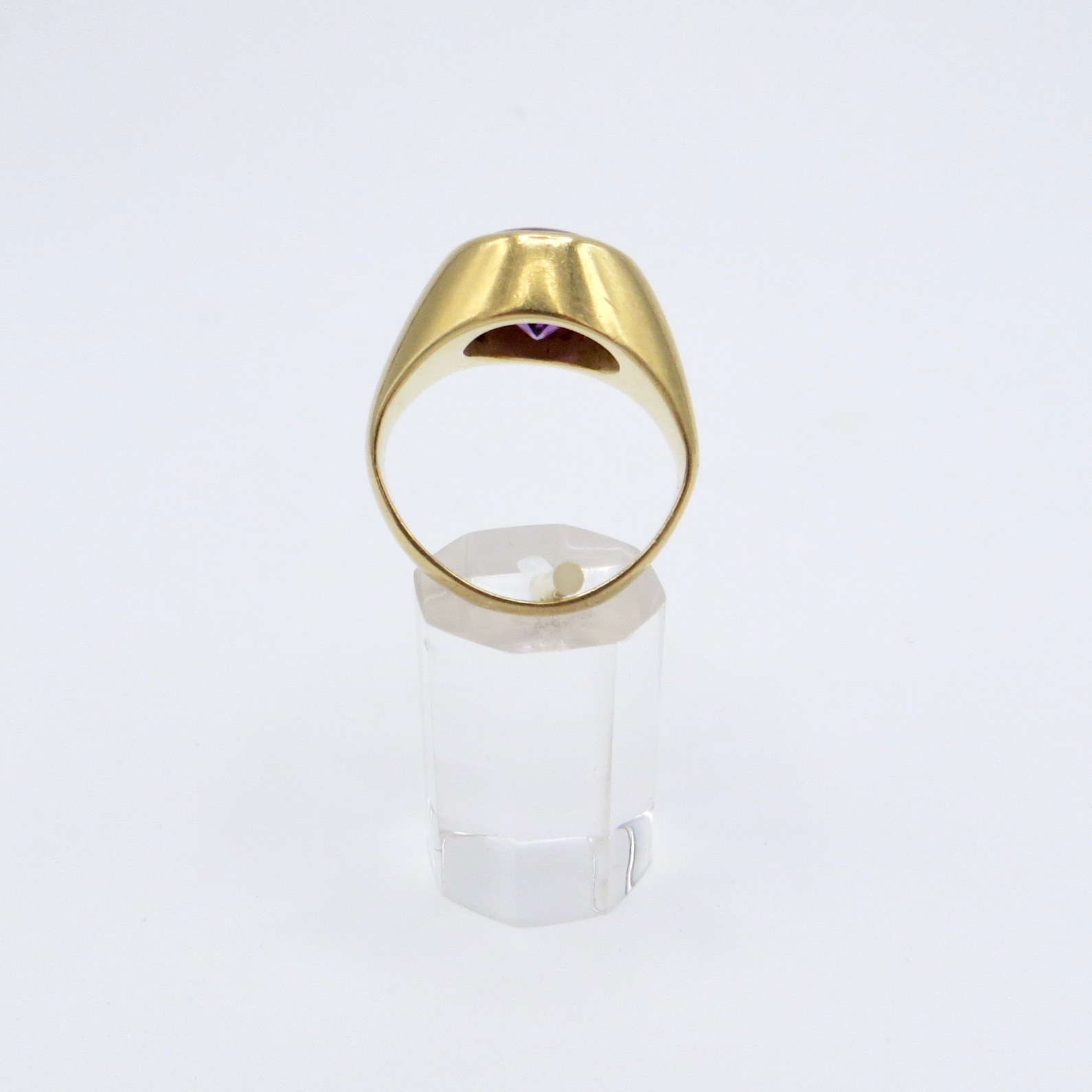 14kt Gold & Amethyst Ring
