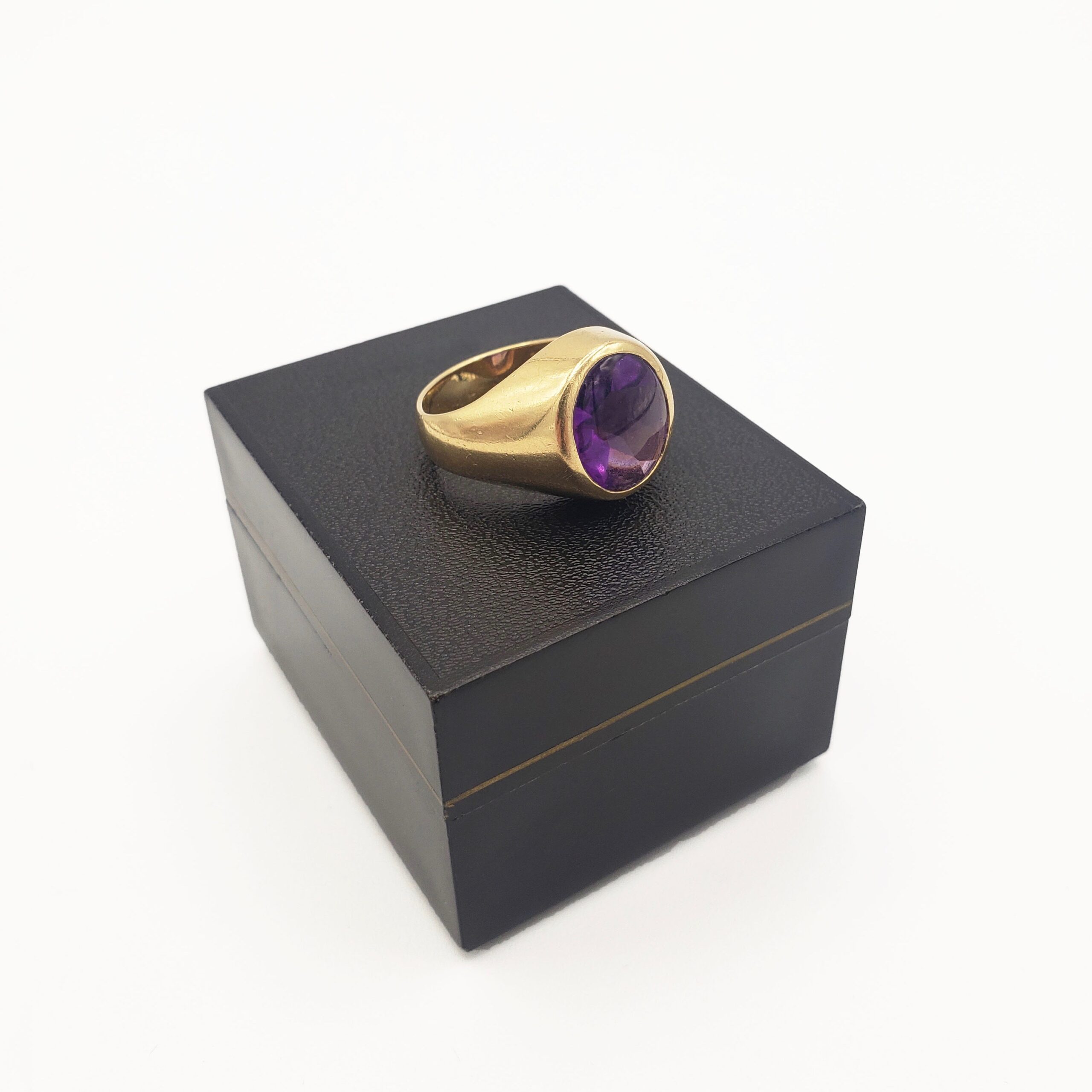 14kt Gold & Amethyst Ring
