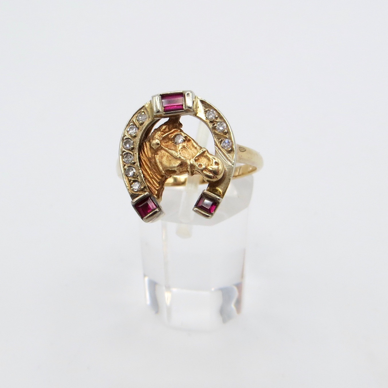 Horseshoe Ring