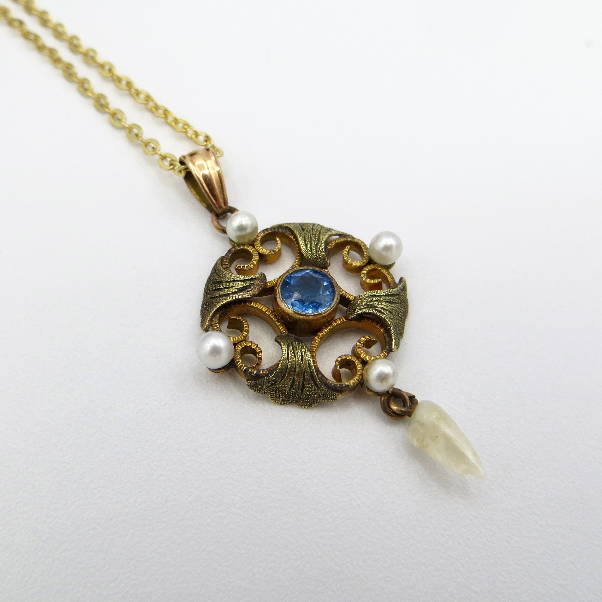 Round Victorian Pendant
