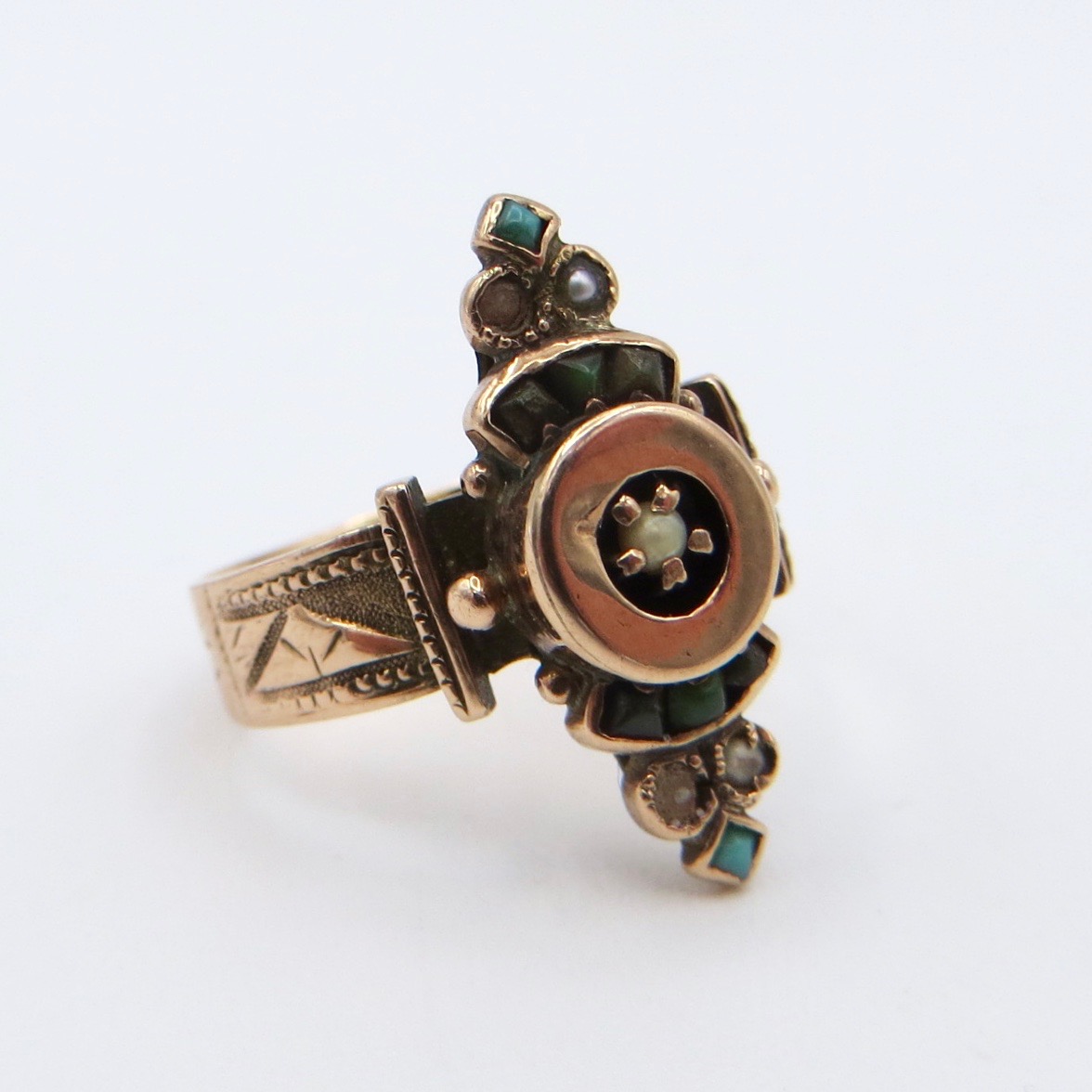 Victorian 9ct Gold & Pearl Ring