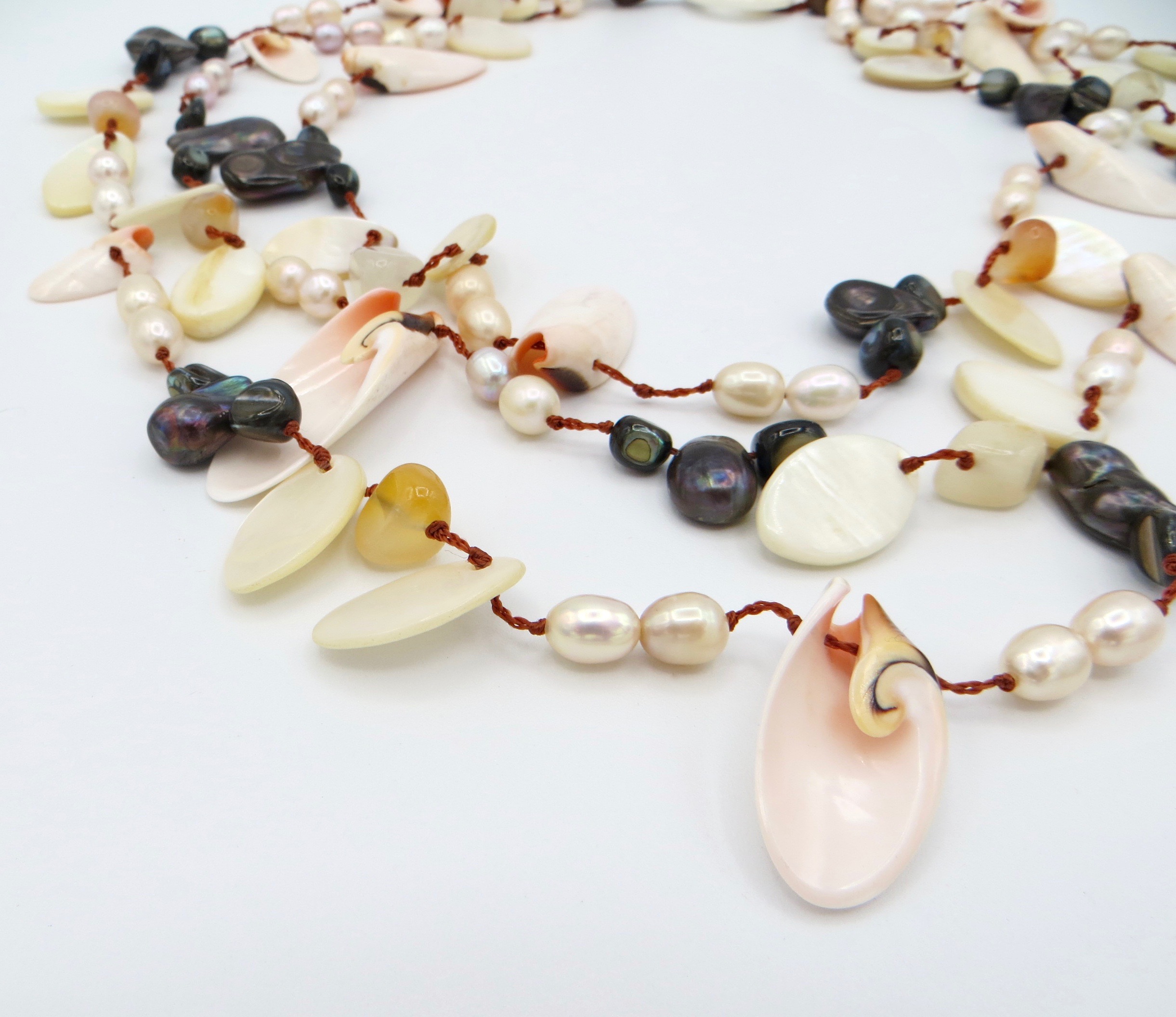 Modern Shell, Agate & Pearl Necklace