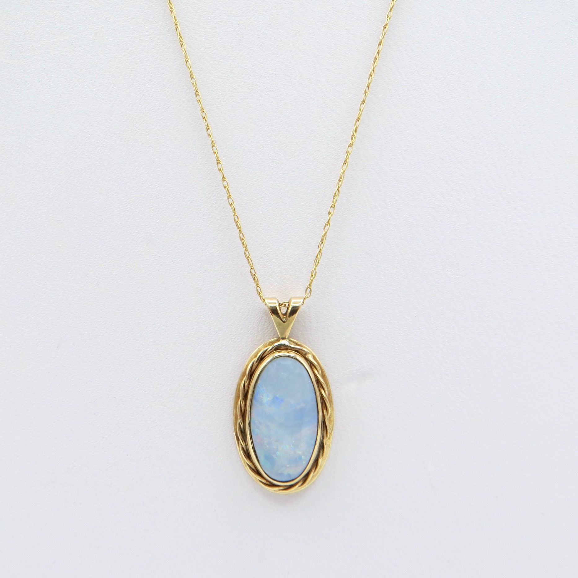 10kt Gold & Opal Necklace