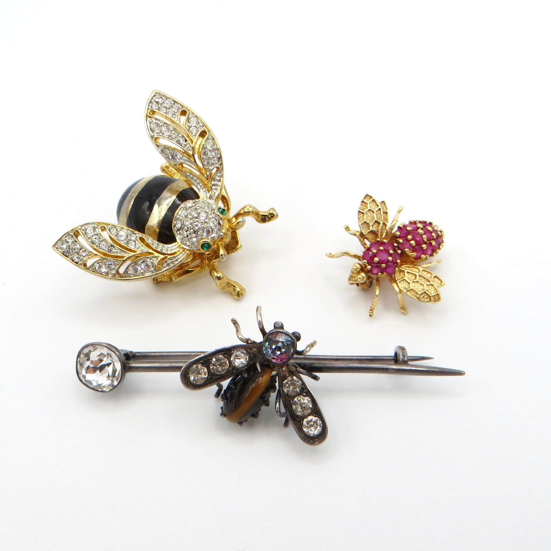 History of Brooches  pin definition – Histoire De Broches