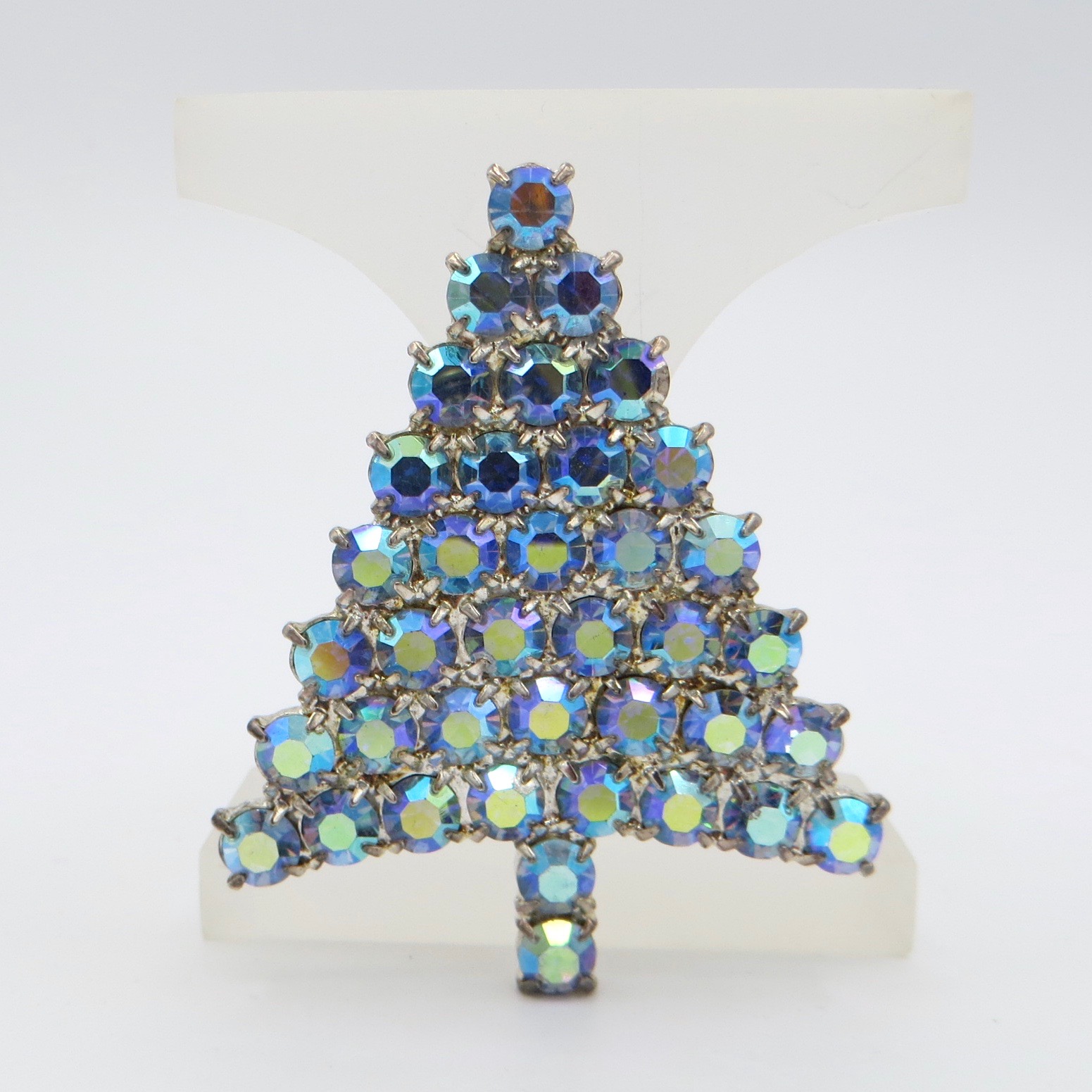 Attruia Blue Crystal Christmas Tree