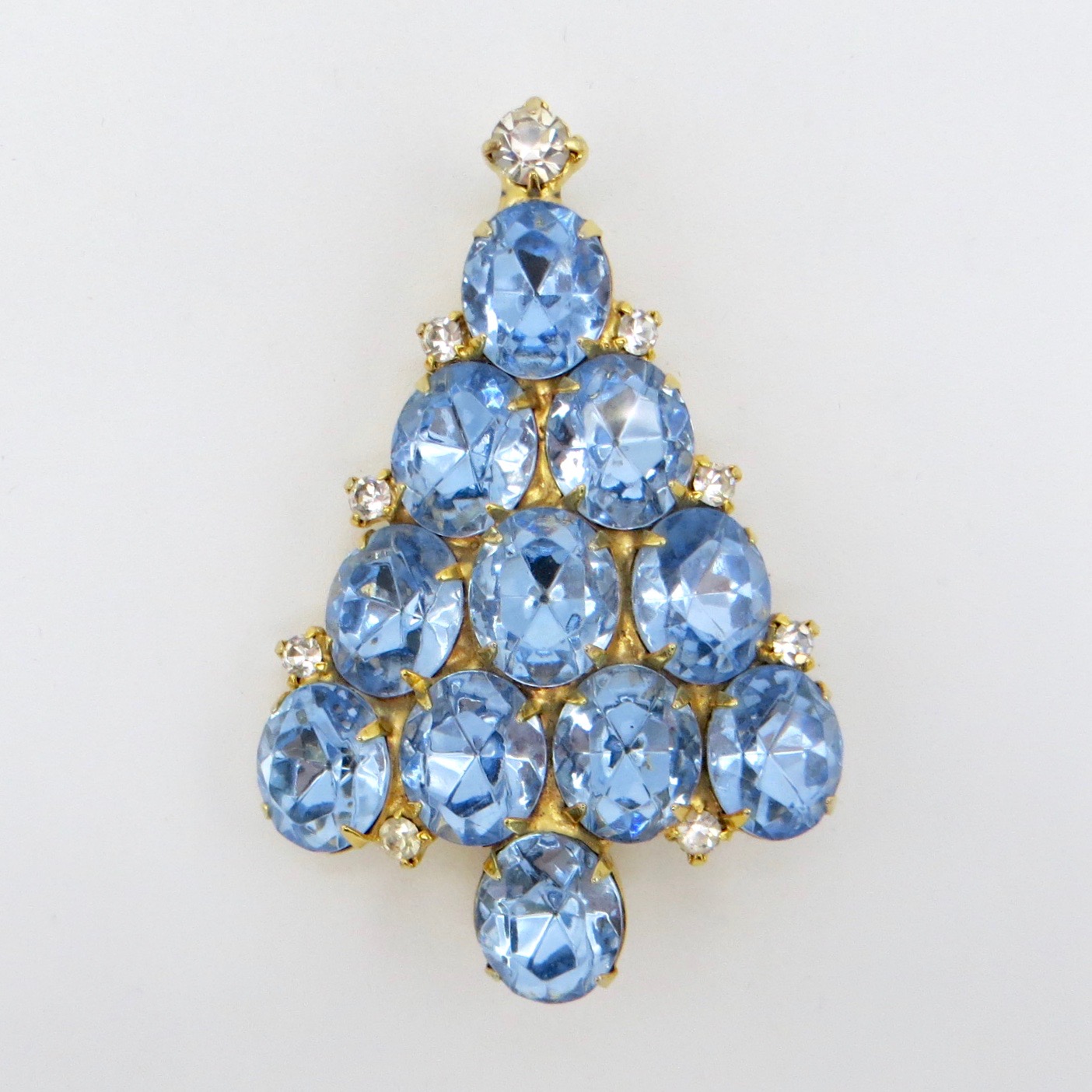 Attruia Blue & White Christmas Tree Brooch