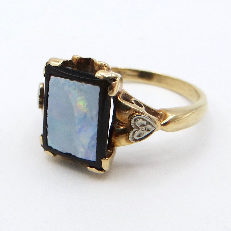 10kt Opal Panel Ring