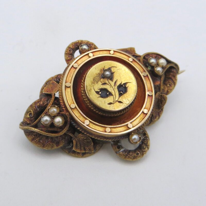 Victorian Gold Brooch with Floral Design