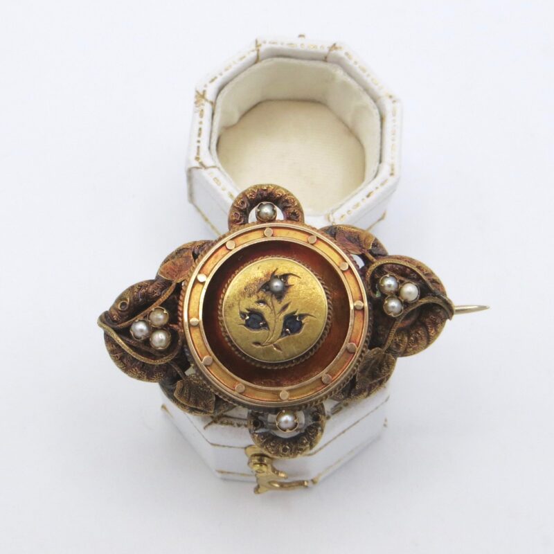 Victorian Gold Brooch with Floral Design