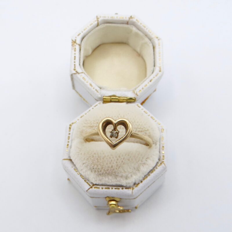 10kt Gold and Diamond Heart Ring