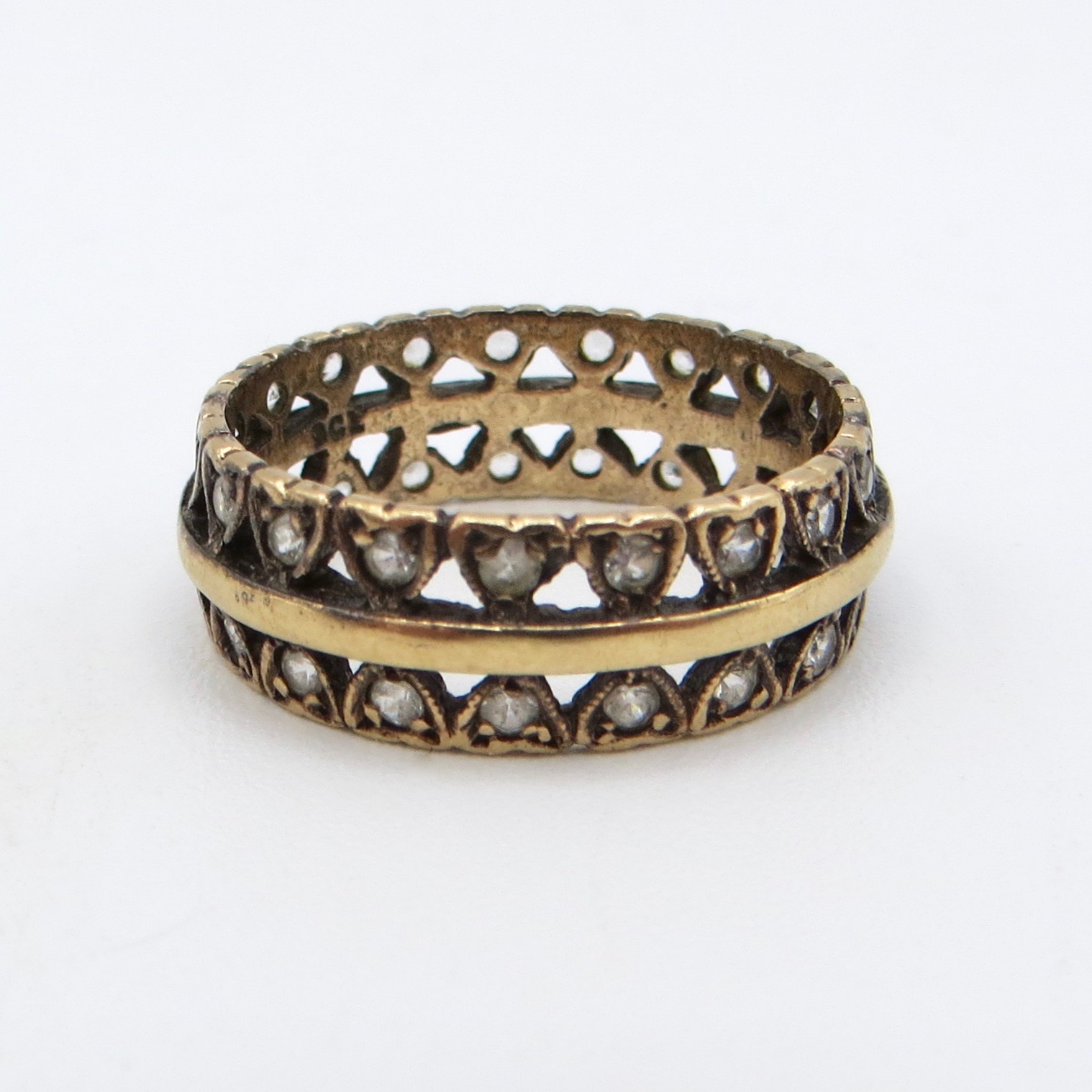 9kt Gold Heart Band