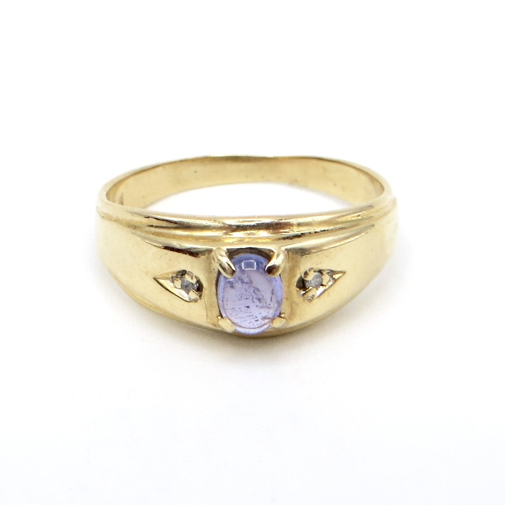 Tanzanite Cabochon Ring