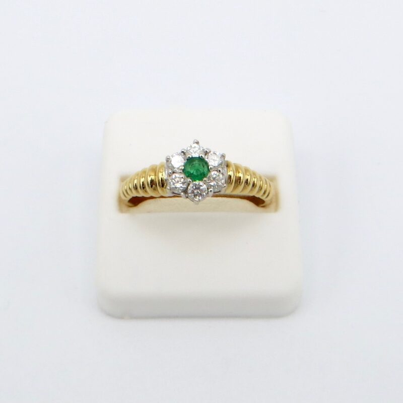 18kt Gold, Diamond and Emerald Flower Ring