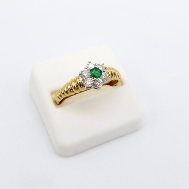 18kt Gold, Diamond and Emerald Flower Ring