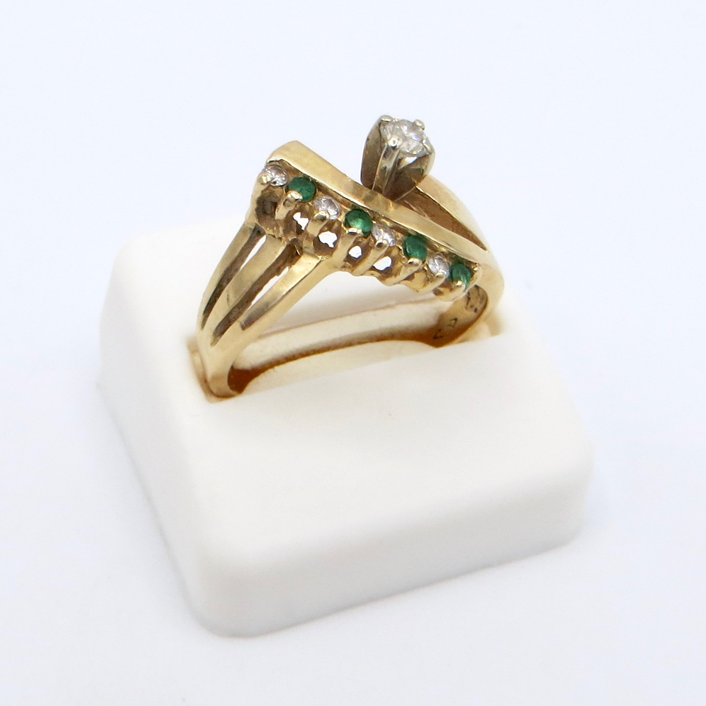 14kt Gold, Diamond and Emerald Ring