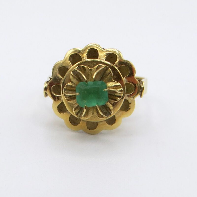 18kt Gold and Emerald Ring