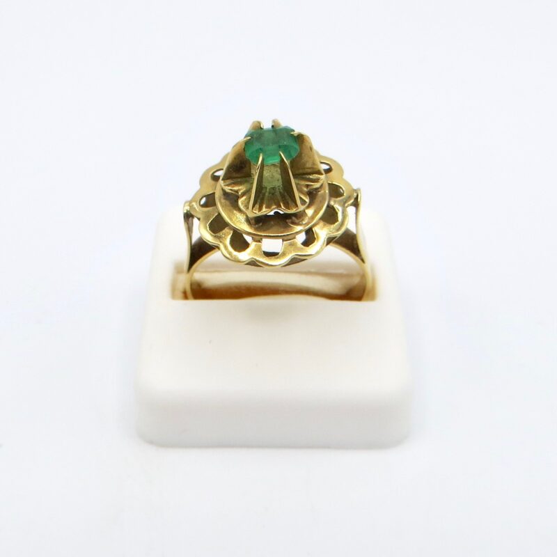 18kt Gold and Emerald Ring