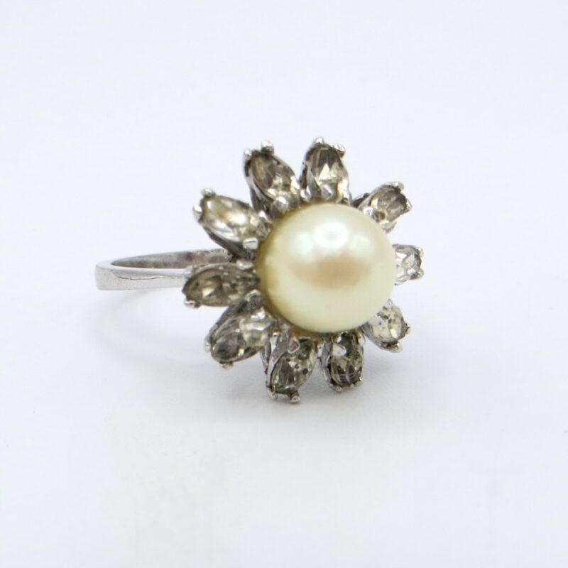 Vintage Silver and Pearl Floral Ring