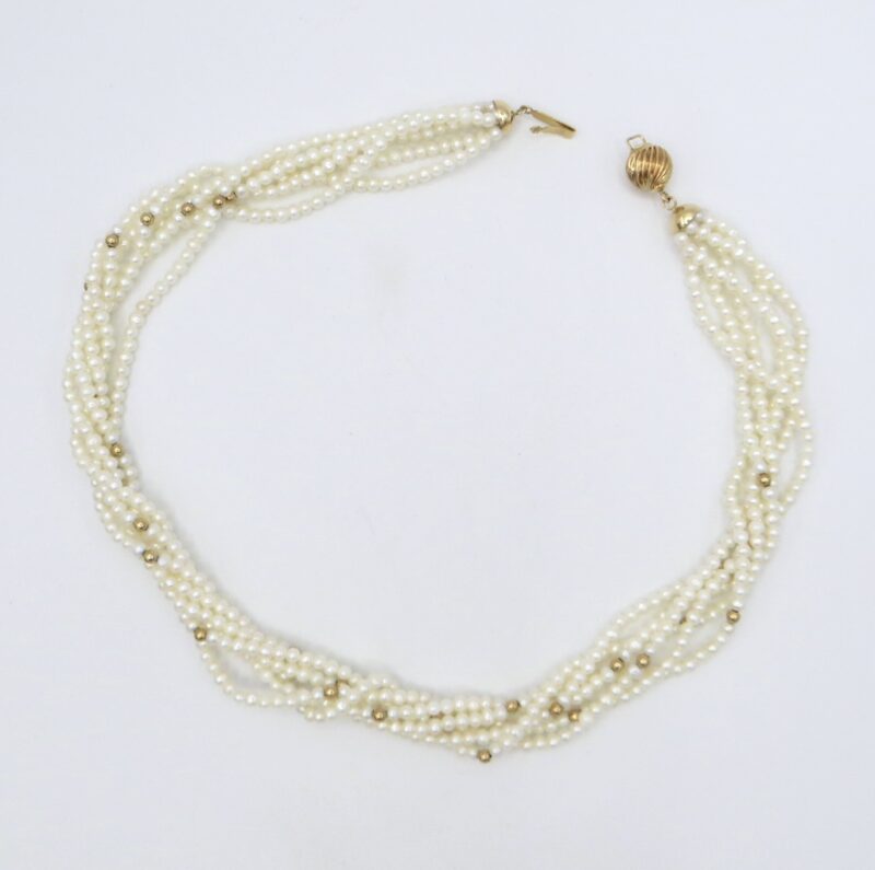 Freshwater Pearl Necklace with Gold Clasp