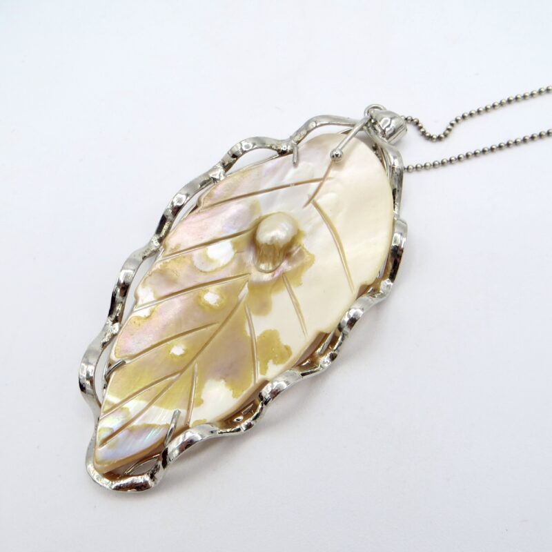 Mother of Pearl Leaf Necklace