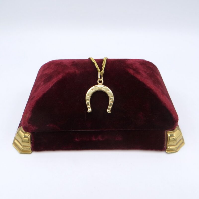 14kt Gold Horseshoe Necklace