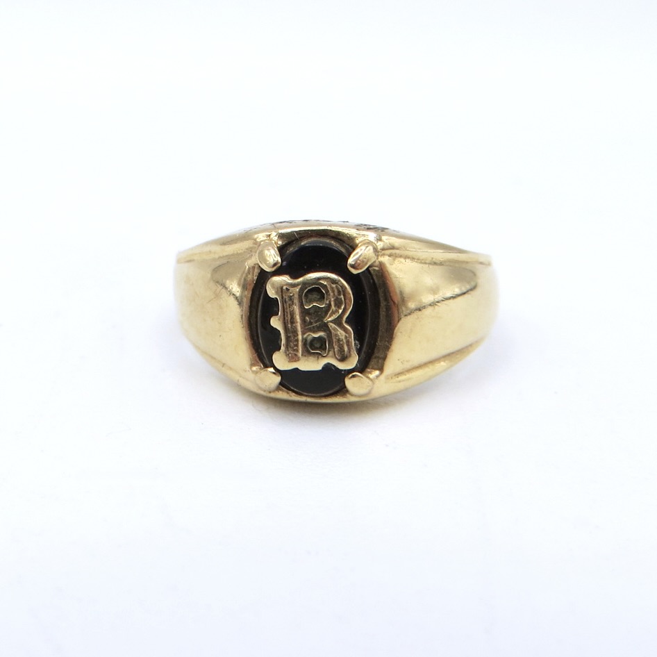 10kt Gold and Onyx Initial Ring