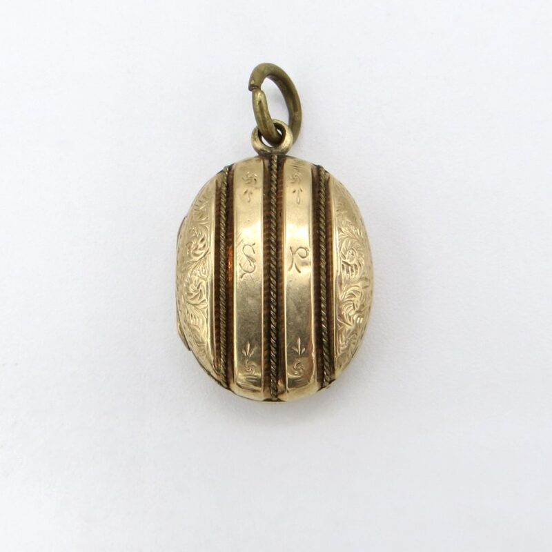 Victorian Oval Locket