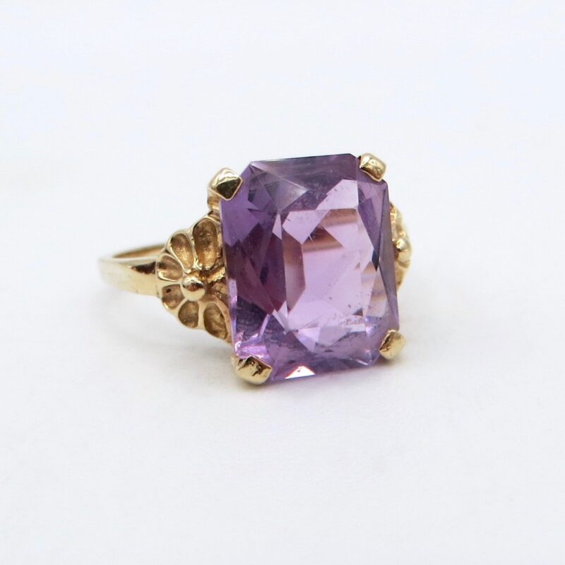 14kt Gold and Amethyst Ring