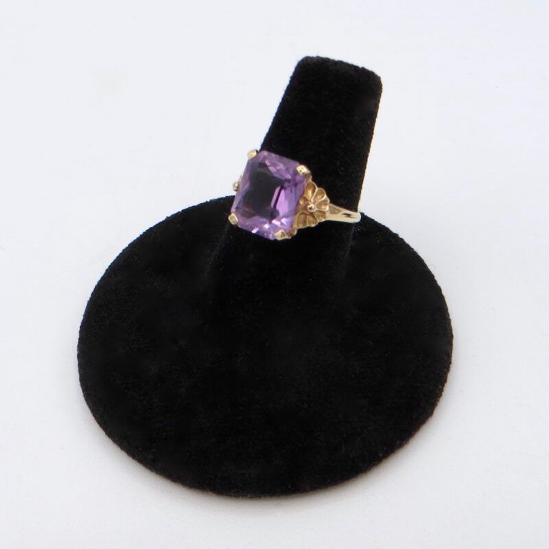 14kt Gold and Amethyst Ring