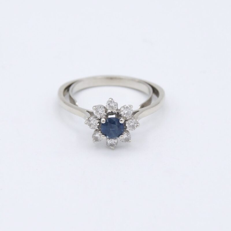 18kt Sapphire & Diamond Ring