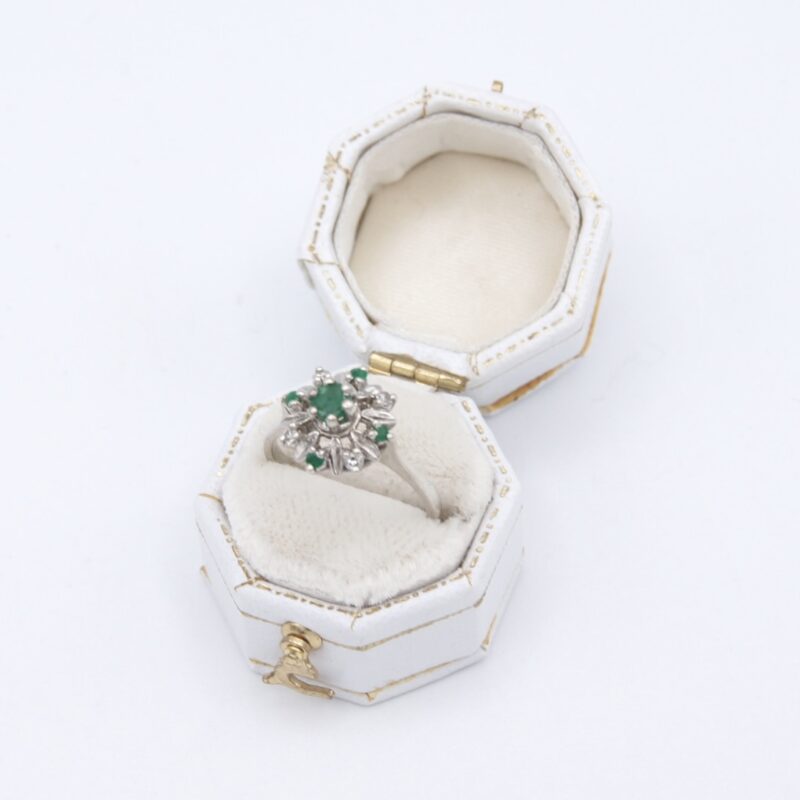 14kt White Gold & Emerald Ring