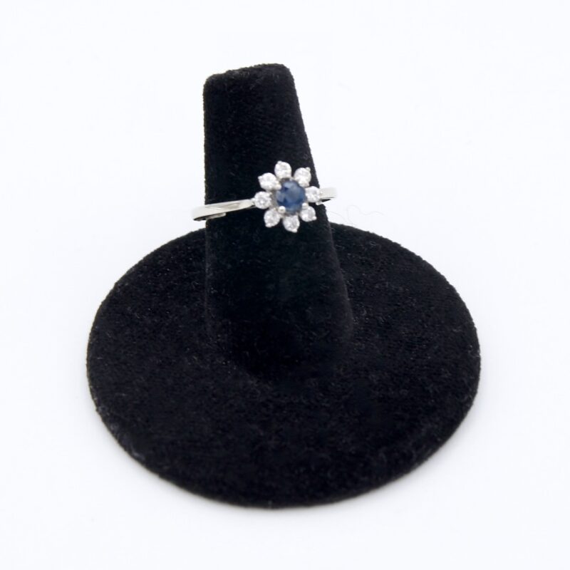 18kt Sapphire & Diamond Ring
