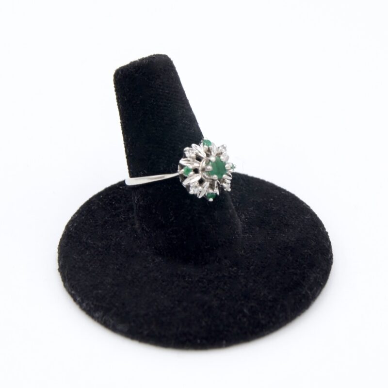 14kt White Gold & Emerald Ring