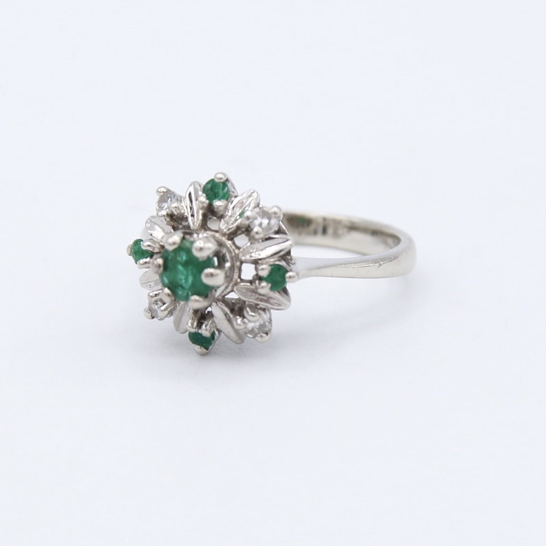 14kt White Gold & Emerald Ring