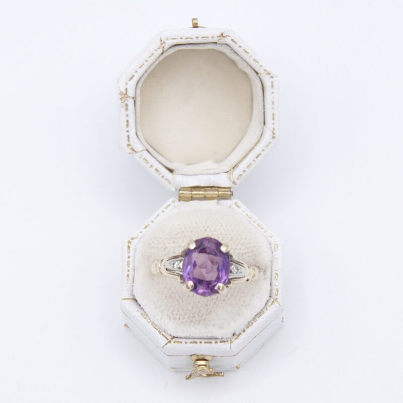 Gold Ring with Violet Stone