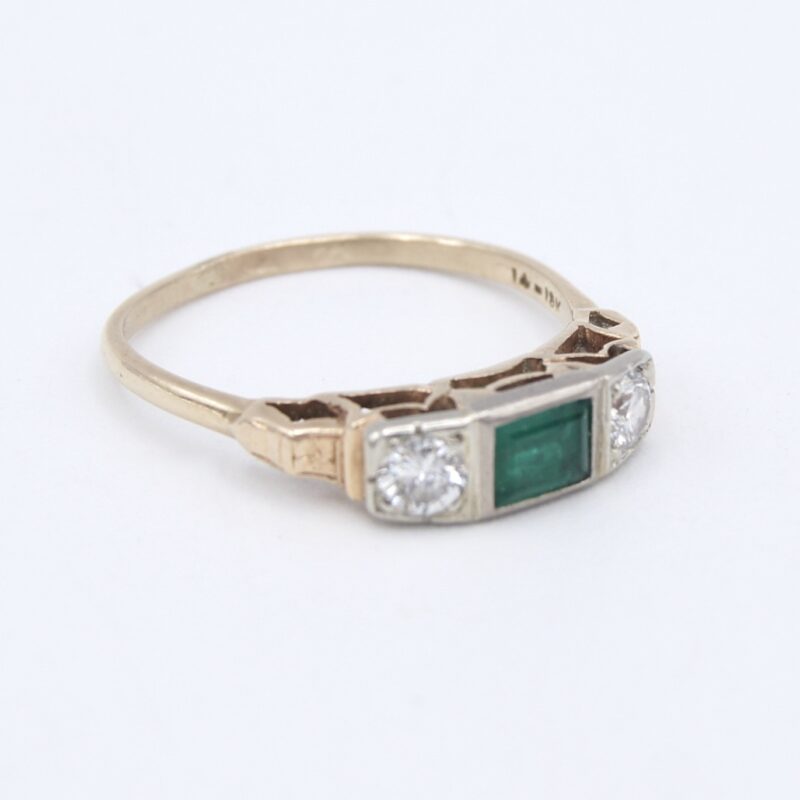 Gold, Emerald & Diamond Ring