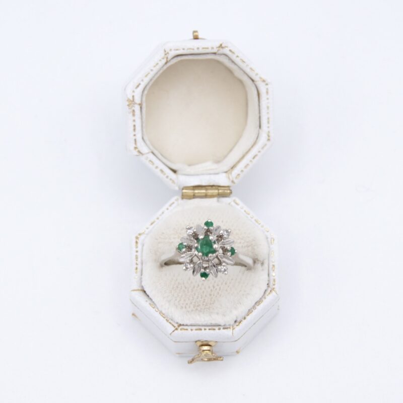 14kt White Gold & Emerald Ring