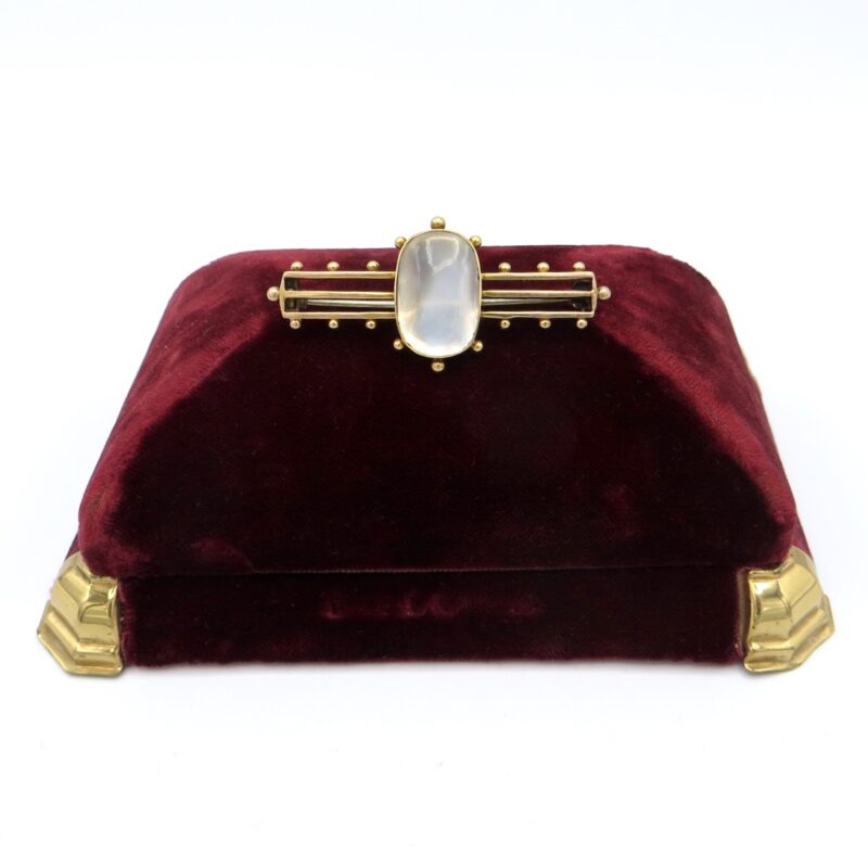 9kt Gold & Moonstone Brooch