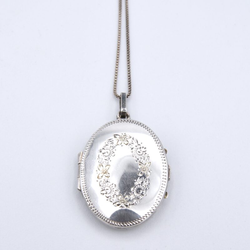 Silver Oval Locket