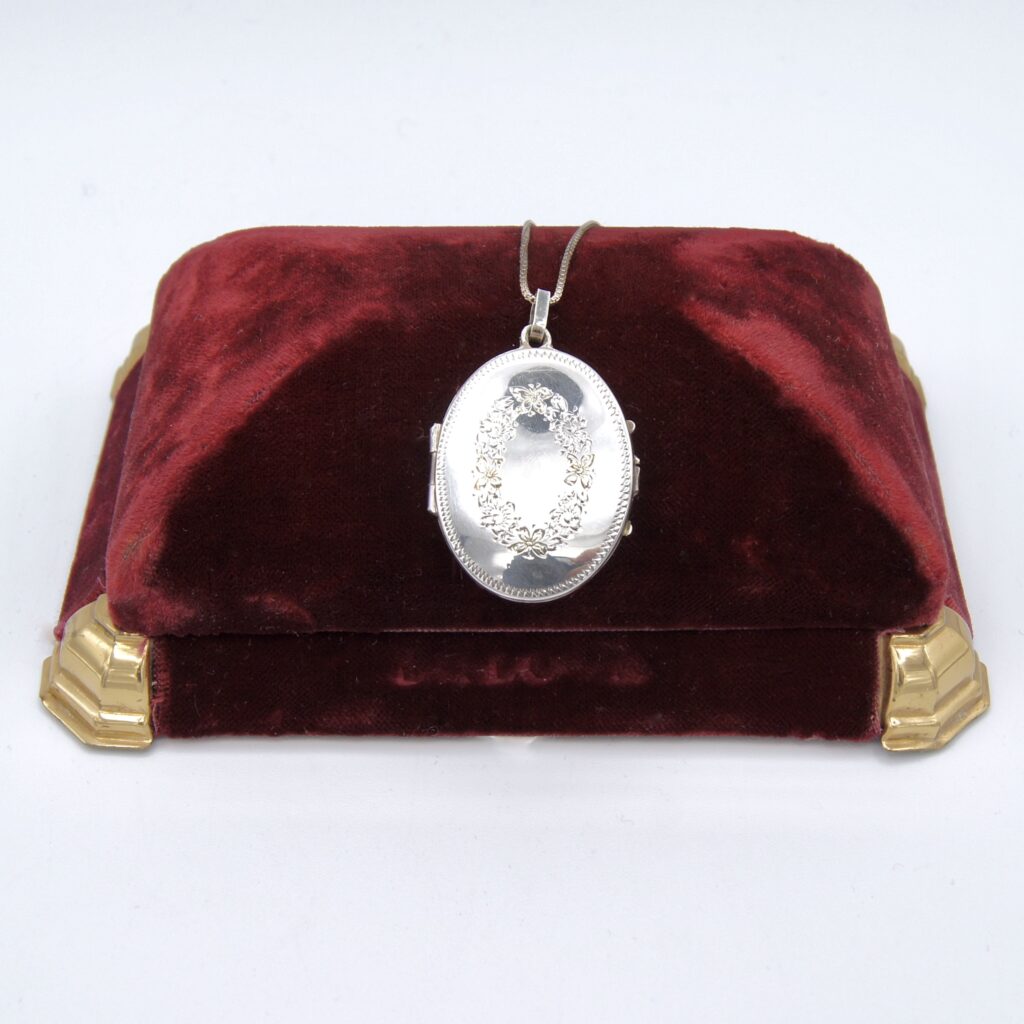 Silver Oval Locket