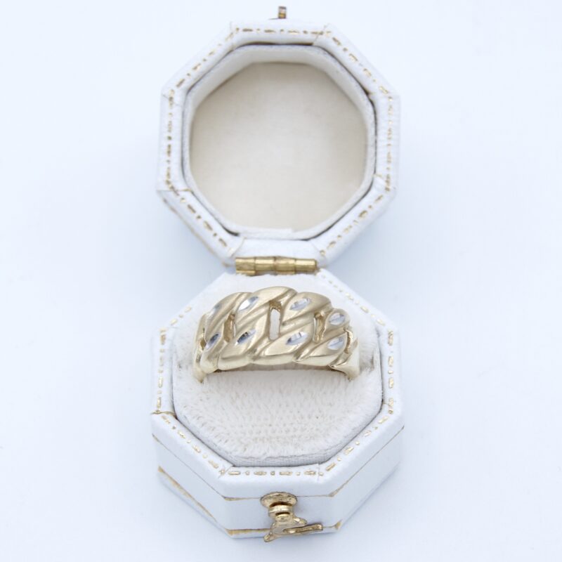 10kt Gold Band