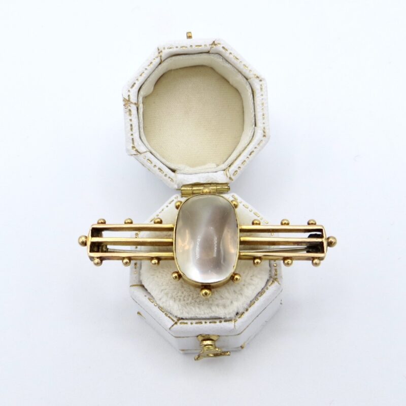 9kt Gold & Moonstone Brooch