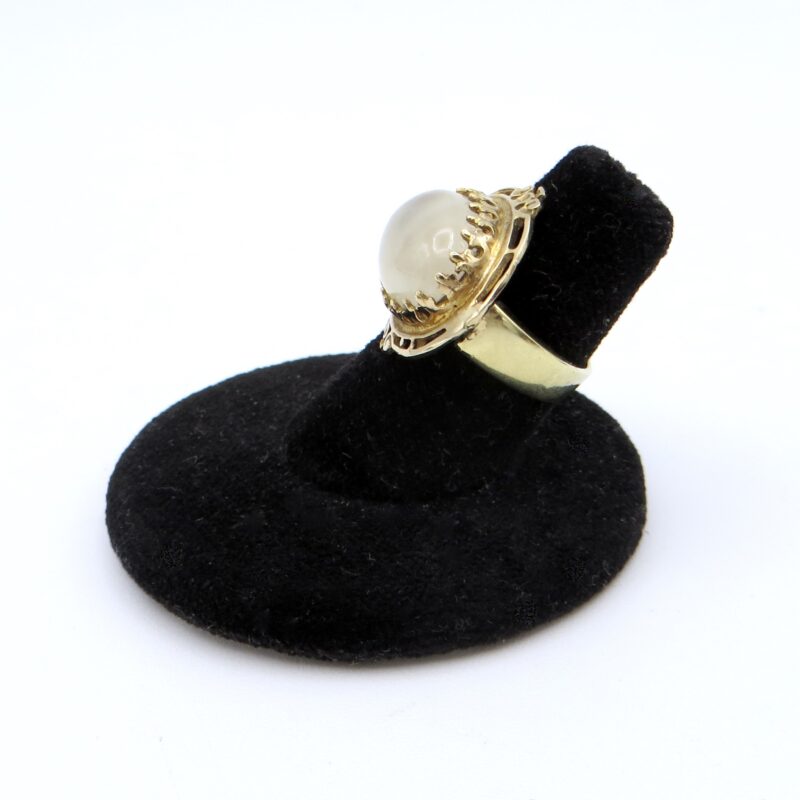 14kt Gold & Moonstone Ring