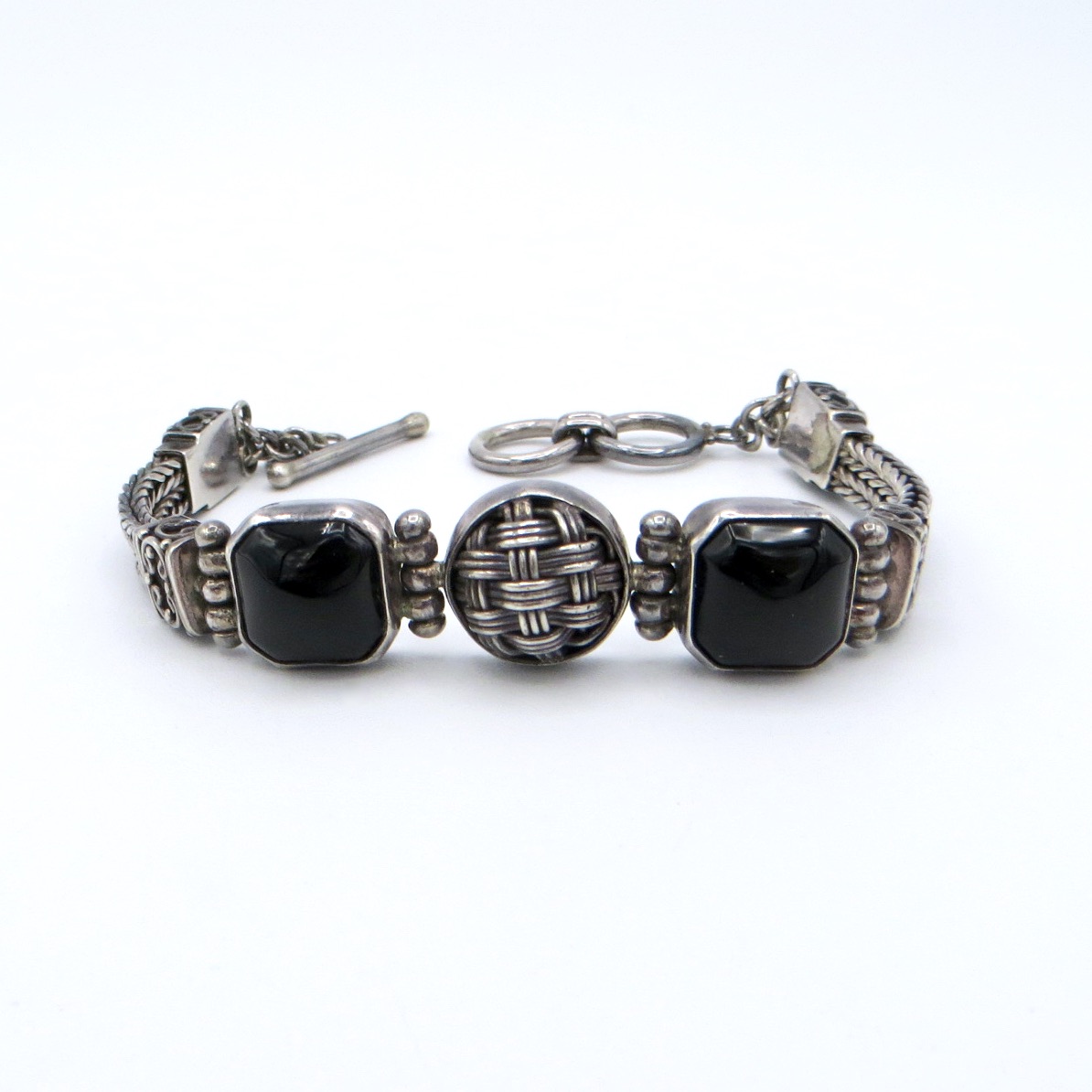 Silver & Onyx Suarti Bracelet